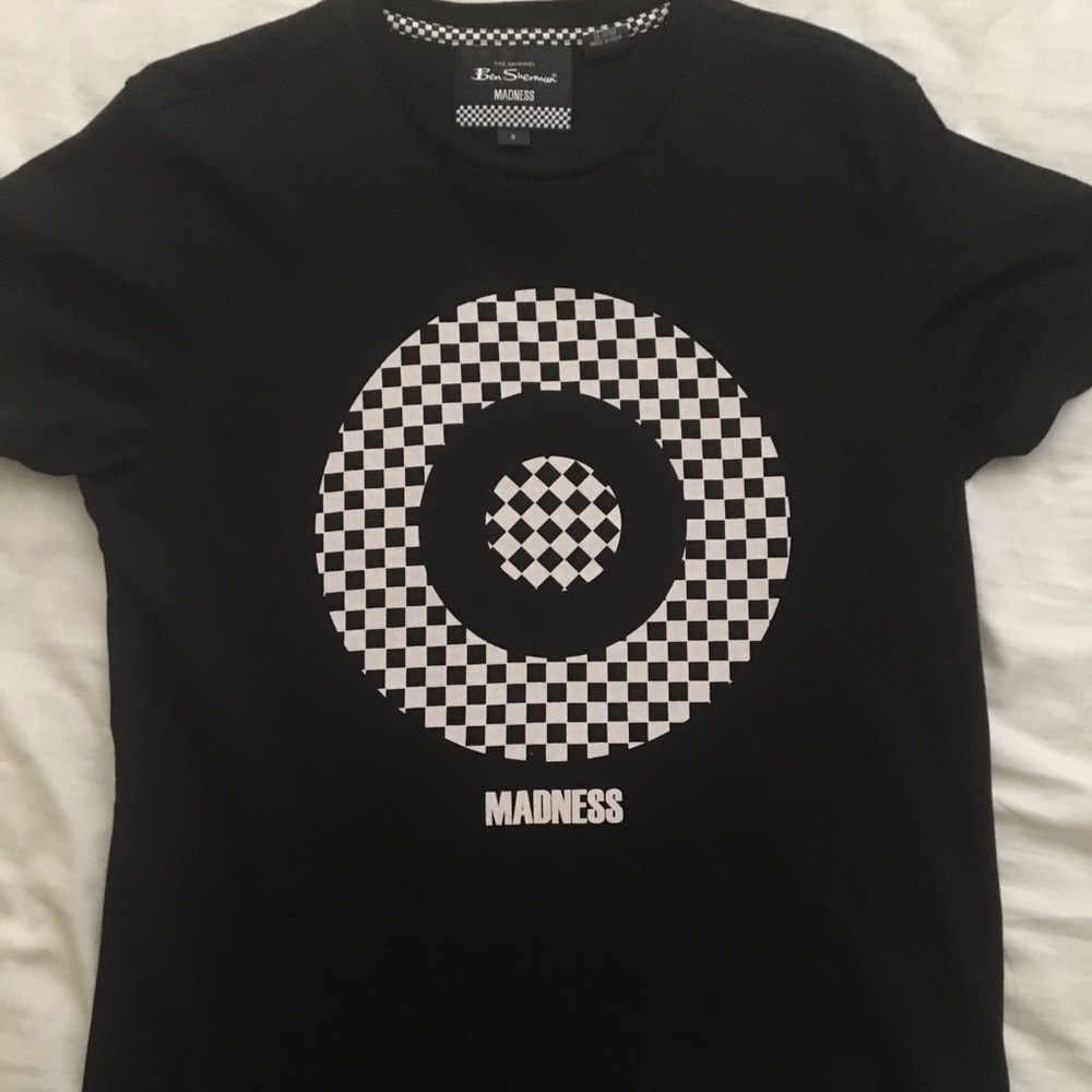Short sleeve Ben Sherman Madness t shirt